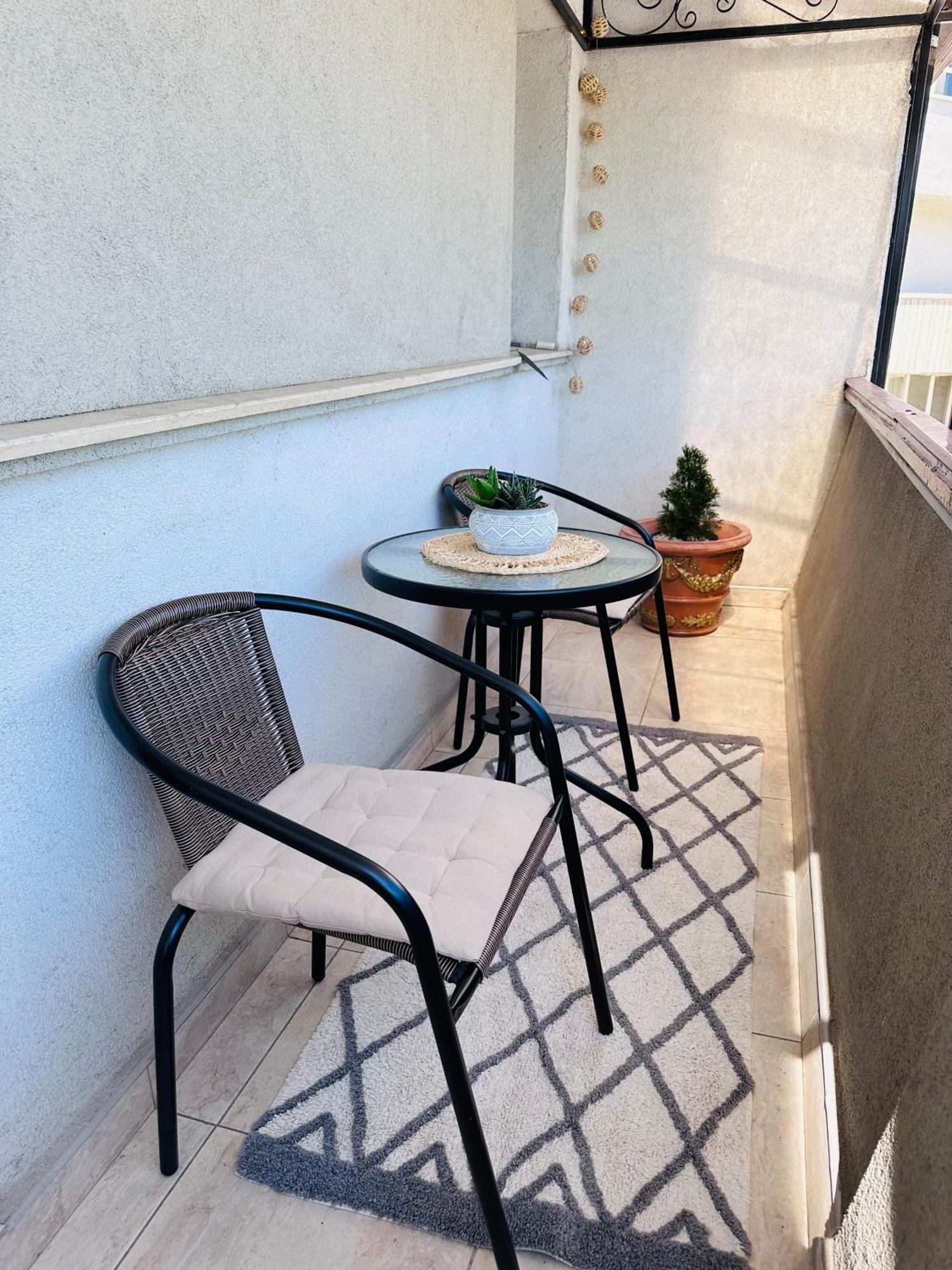 אלבה לוליה Studio Panoramic With Balcony And Parcul Unirii View מראה חיצוני תמונה